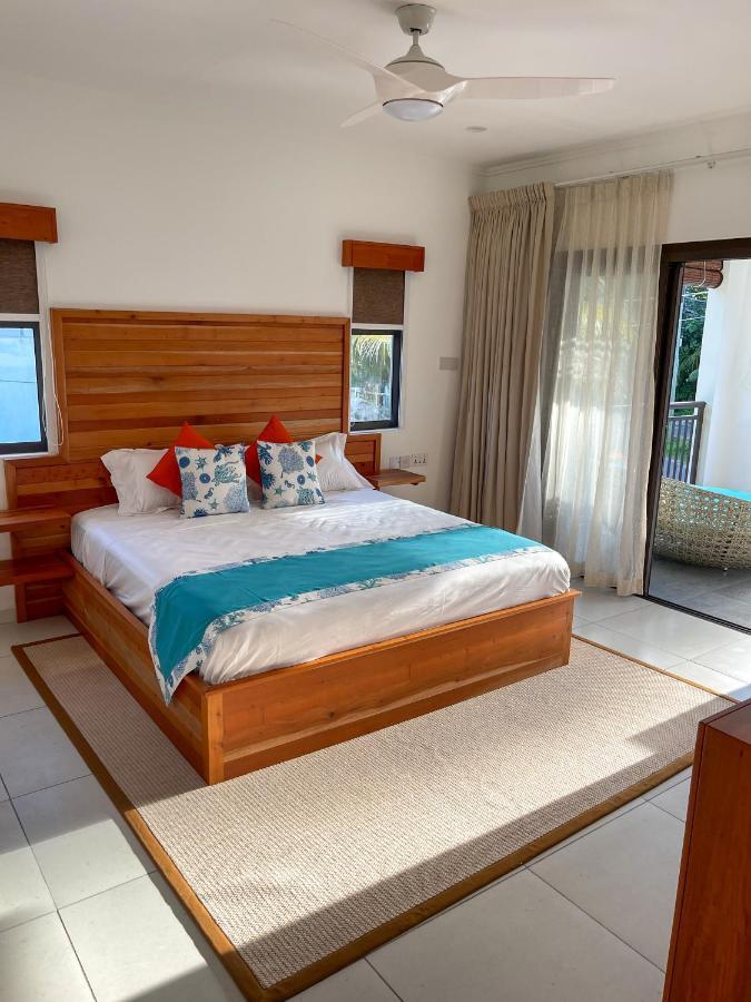 Nautilus Apartments อองซ์รอแยล ภายนอก รูปภาพ
