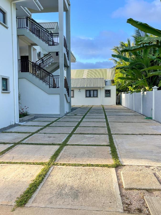 Nautilus Apartments อองซ์รอแยล ภายนอก รูปภาพ